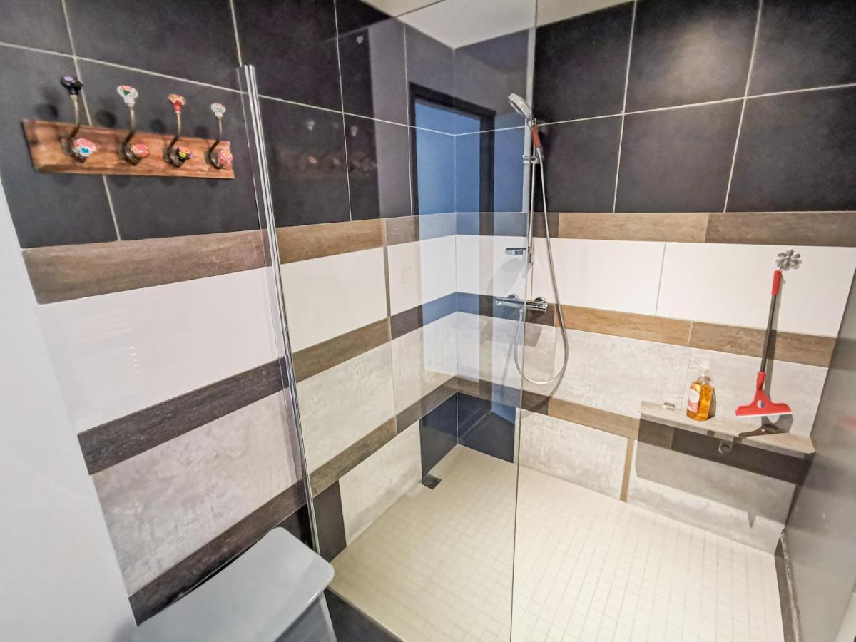 Valsonne Domaine De La Rue De La Tour B&B 외부 사진