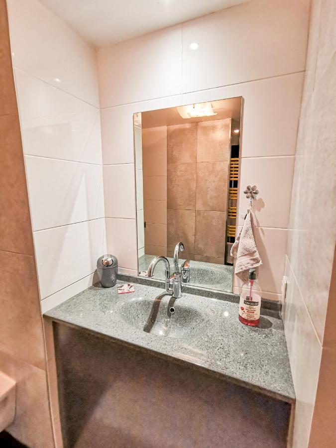 Valsonne Domaine De La Rue De La Tour B&B 외부 사진